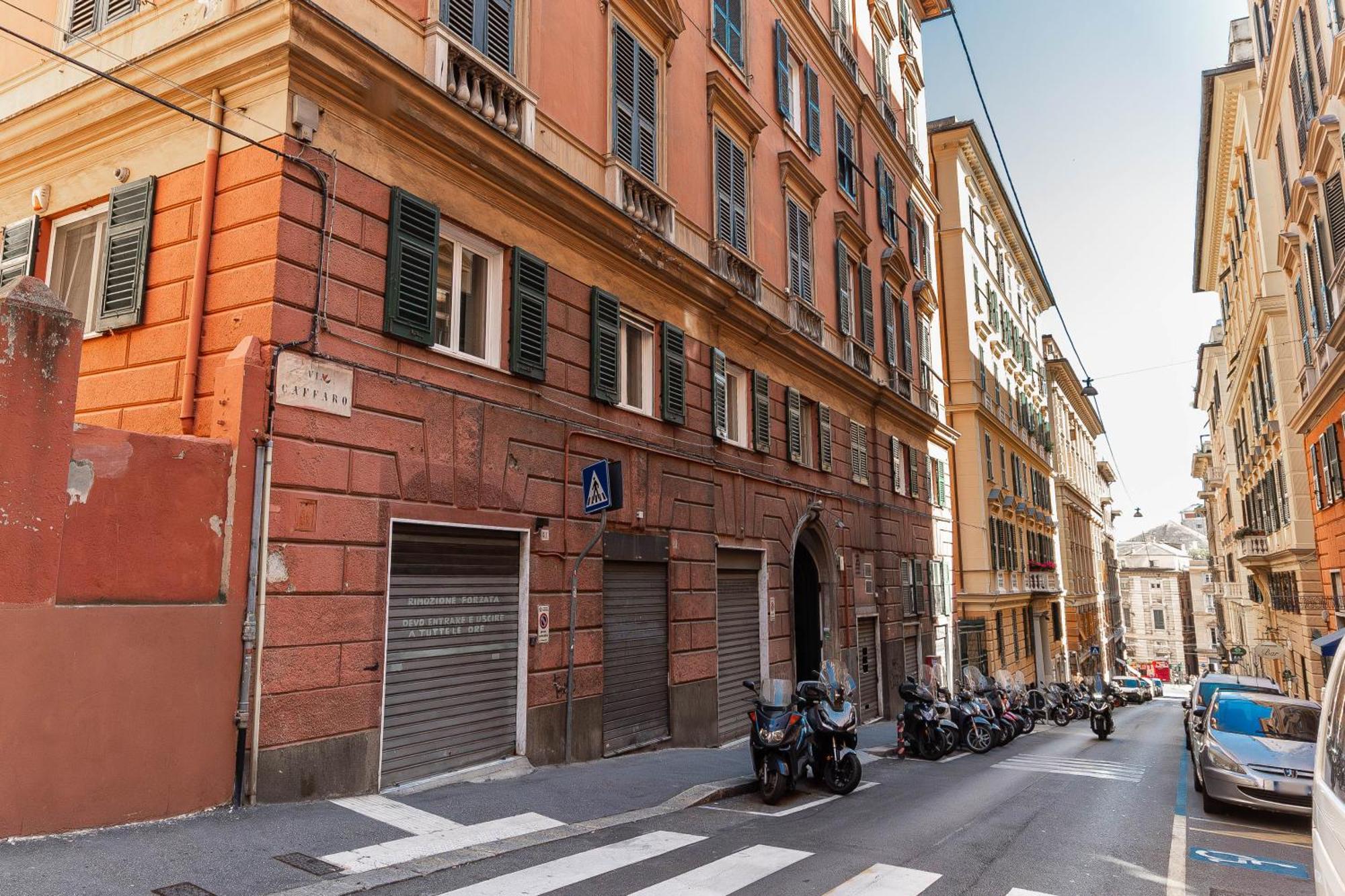 Spianata Di Castelletto, 5-bed Elegant Attic In The Historic Center Of * Genoa